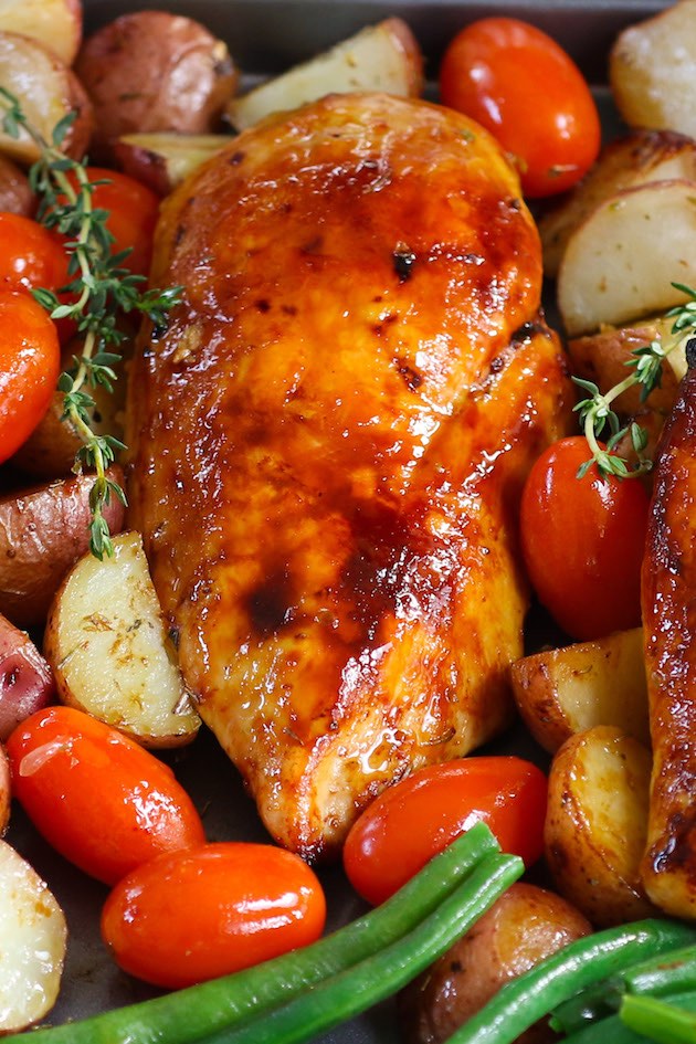 A perfectly baked chicken breast that's plump and juicy without becoming dry from overcooking or risking bacterial contamination from undercooking. Knowing how long to bake chicken is the key.