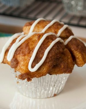 These Monkey Bread Muffins are a delicious and easy dessert recipe with icing on top