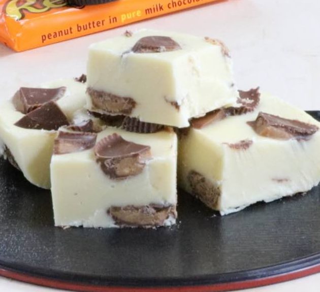 White chocolate fudge made with Reese‘s peanut butter cups