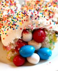 These Piñata Cupcakes are perfect for Memorial Day or Fourth of July celebrations
